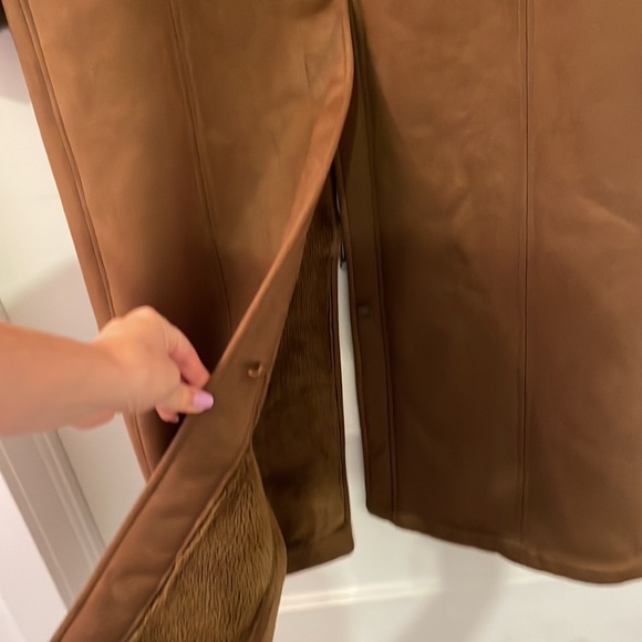 Full length faux fur coat - Picture 3 of 9